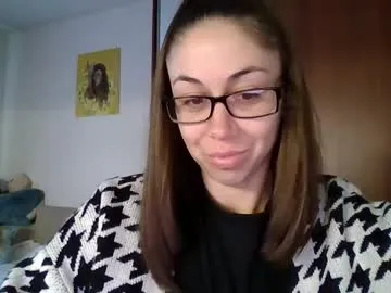 mayumichan13 – webcam model profile photo Image 18