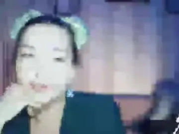 Taanni – webcam model profile photo Image 2