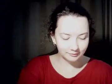 Taanni – webcam model profile photo Image 3