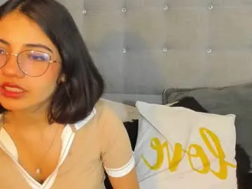 AlexAna – webcam model profile photo Image 8