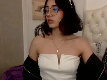 AlexAna – webcam model profile photo Image 9