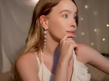 Blonde_sexy21 – webcam model profile photo Image 8