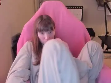 hina_porn – webcam model profile photo Image 3