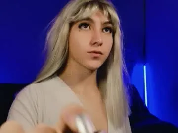 lavetax – webcam model profile photo Image 17