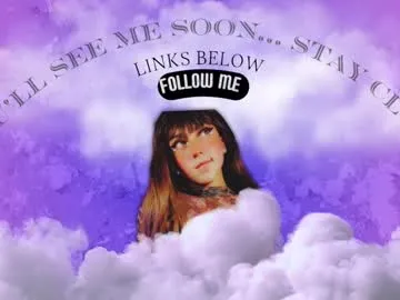 lavetax – webcam model profile photo Image 5