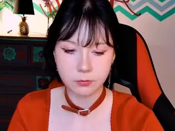 Allla – webcam model profile photo Image 10