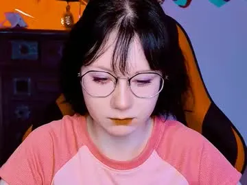 Allla – webcam model profile photo Image 17