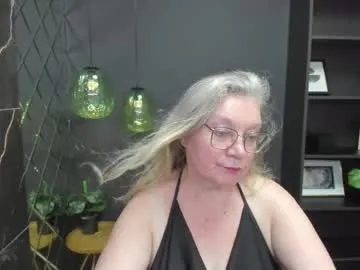 yueyue2003 – webcam model profile photo Image 8