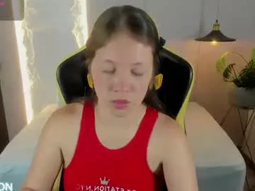 nayecloud – webcam model profile photo Image 13