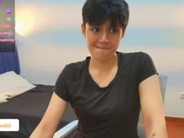 goth_minerva – webcam model profile photo Image 15