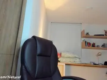 Rinamay_ – webcam model profile photo Image 4