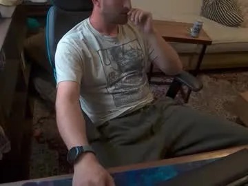 IORio2 – webcam model profile photo Image 5