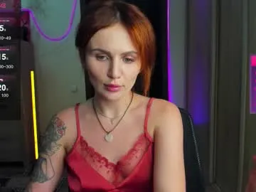 _MiaQueen_ – webcam model profile photo Image 15
