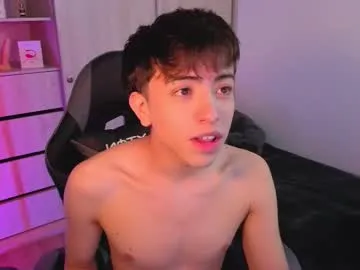 molochnaya000 – webcam model profile photo Image 10