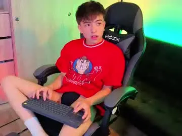 molochnaya000 – webcam model profile photo Image 3