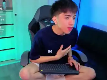 molochnaya000 – webcam model profile photo Image 4