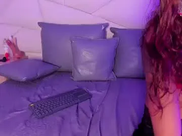 chanbery – webcam model profile photo Image 11