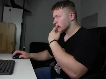 raisawetsx – webcam model profile photo Image 2