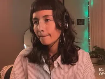 nina_just Image 3
