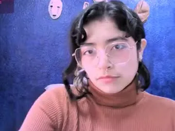 ninayellow Image 7