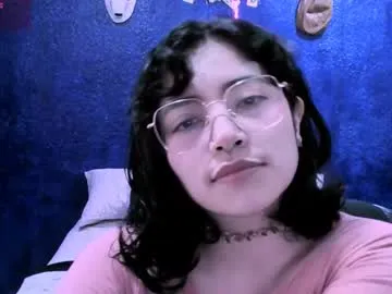 ninayellow Image 8