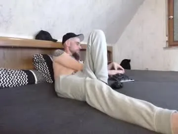 raisawetsx – webcam model profile photo Image 6