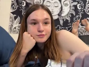 hina_porn – webcam model profile photo Image 15