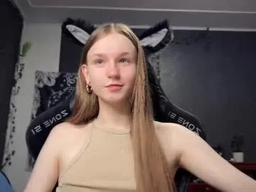 hina_porn – webcam model profile photo Image 2