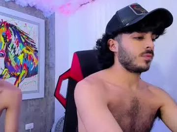 IORio2 – webcam model profile photo Image 10