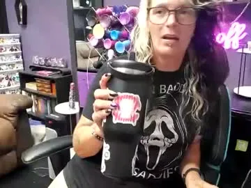 oddywithabody Image 18