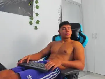 molochnaya000 – webcam model profile photo Image 7