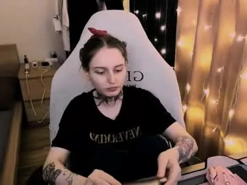 hina_porn – webcam model profile photo Image 6
