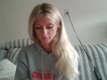 alana15 – webcam model profile photo Image 2