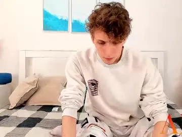 millemimi – webcam model profile photo Image 3