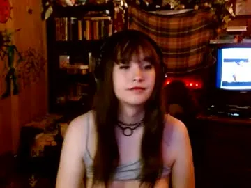 Yna-and-Yn – webcam model profile photo Image 3