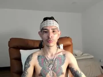 wolfan_sky – webcam model profile photo Image 7