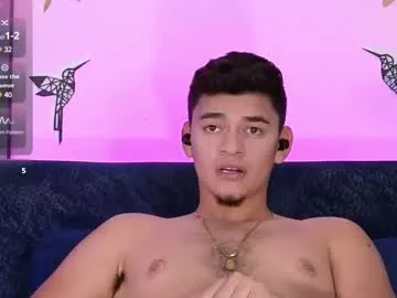 lynn9000 – webcam model profile photo Image 10