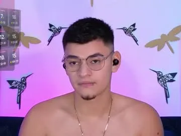 lynn9000 – webcam model profile photo Image 11