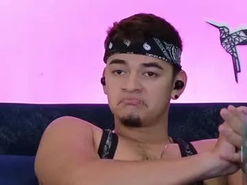 lynn9000 – webcam model profile photo Image 6