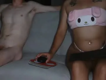 hina_porn – webcam model profile photo Image 2