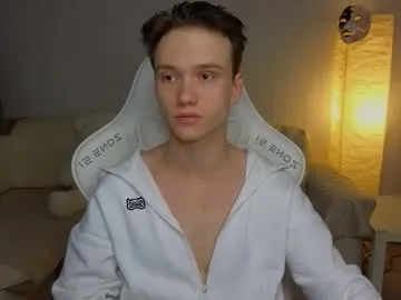 PinkyPai – webcam model profile photo Image 18