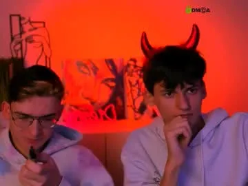 anaids_dam – webcam model profile photo Image 9