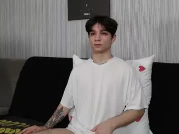 hijin_ – webcam model profile photo Image 12