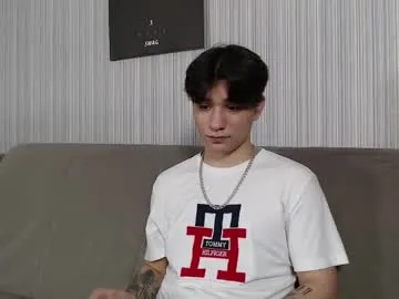 hijin_ – webcam model profile photo Image 15