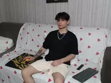 hijin_ – webcam model profile photo Image 16