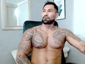 IORio2 – webcam model profile photo Image 6