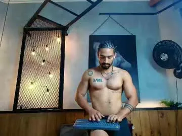 luixdust1 – webcam model profile photo Image 6