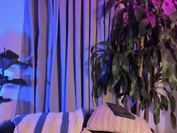 luixdust1 – webcam model profile photo Image 9