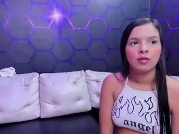 sareandrob – webcam model profile photo Image 5