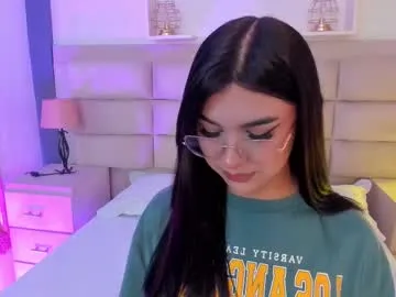 ava_delightt – webcam model profile photo Image 4